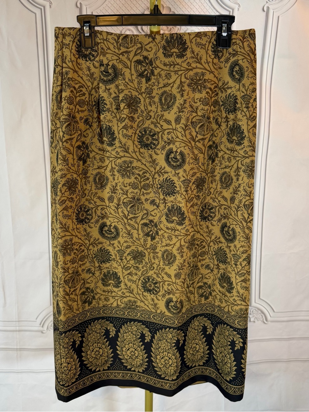 Vintage Briggs Maxi Skirt Size 12 P Tan Neutrals Paisley Print 90’s Slit Boho